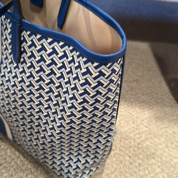 Tory Burch T Monogram Tote - Picture 6 of 6